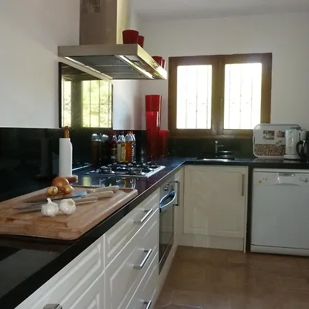 Spacious Child Friendly In Moraira With Seaview Teulada