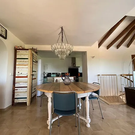 Villa Spacious Child Friendly In Moraira With Seaview *