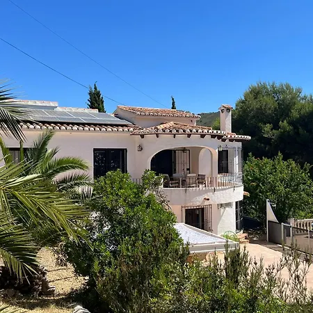 Spacious Child Friendly In Moraira With Seaview Villa *